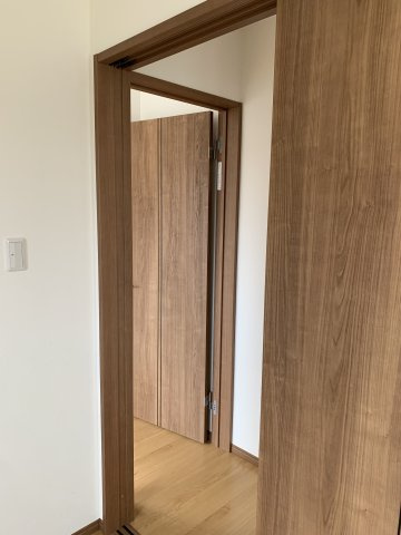 【No.5882】卯垣2丁目（B棟）/4LDK/未入居/2500万円以下の洋室