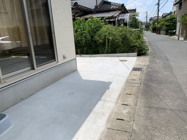 【No.5882】卯垣2丁目（B棟）/4LDK/未入居/2500万円以下の駐車場