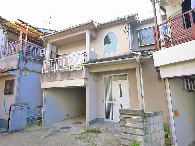 三輪戸建の外観