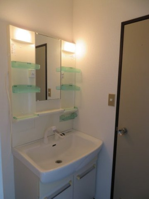 【洗面所】 | フラワーハイツ
