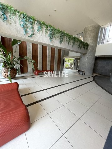 トレス・アコルデのロビー