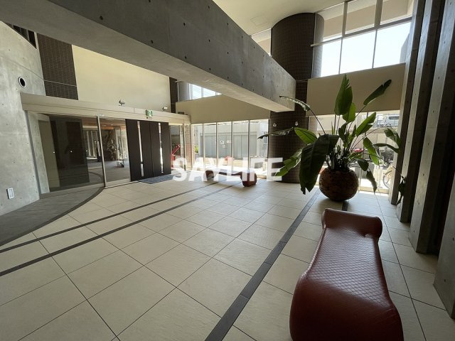 トレス・アコルデのロビー