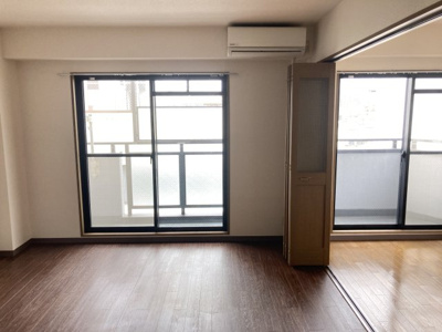 【居間・リビング】 | 共栄インスペリアル | 共栄インスペリアル　６０１号室