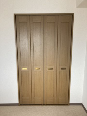 【収納】 | 共栄インスペリアル | 共栄インスペリアル　６０１号室