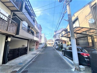 【前面道路含む現地写真】 | 西楠の里町中古戸建て | 四条北小学校まで徒歩1分！