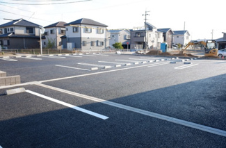 【駐車場】