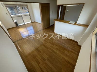 【居間・リビング】 | リバーズアキノ