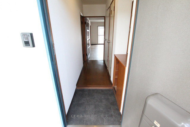 【玄関】 | エスペランス5 | シンプルで使いやすい玄関です
エスペランス5　303号室　2022/7/29撮影