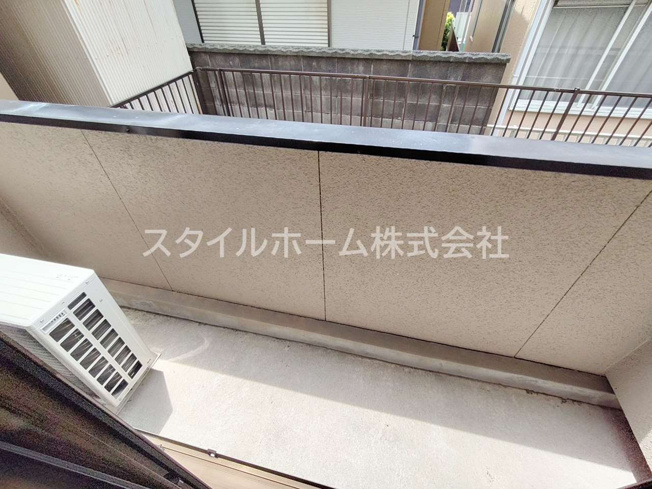 【バルコニー】 | トーヨーコートウィステリア | 別部屋写真です。