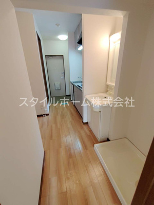 【居間・リビング】 | トーヨーコートウィステリア | 別部屋写真です。