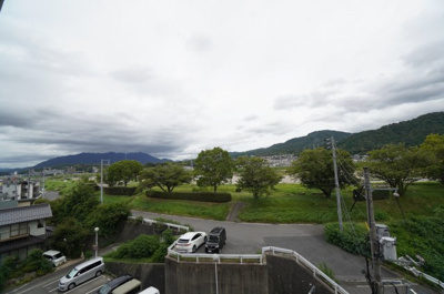 【展望】 | ペルル東野（リノベーション済） | 現地（2022年8月16日13:00頃）撮影