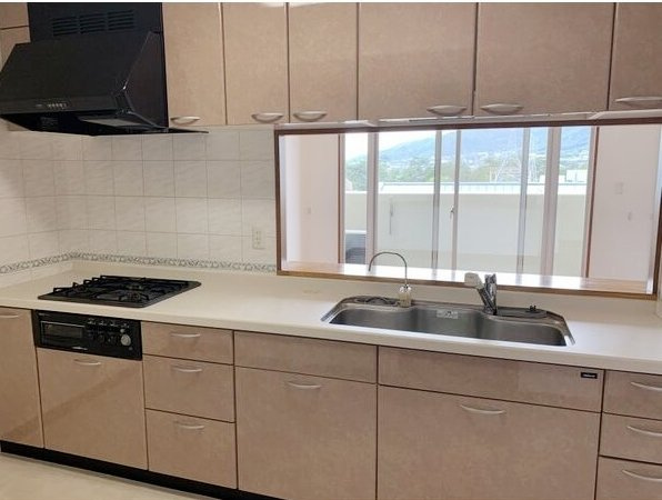 名次町ロジュマンのキッチン