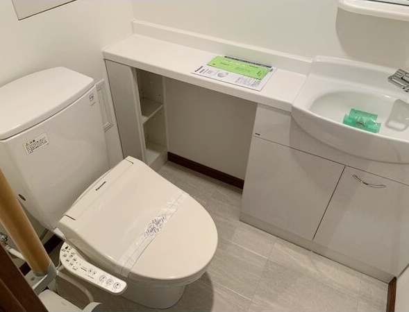 名次町ロジュマンのトイレ