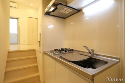 【キッチン】 | グランメゾン桜 | お料理しやすいキッチンです