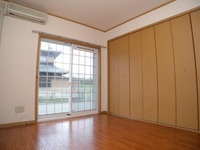 【寝室】 | グランノーヴァ