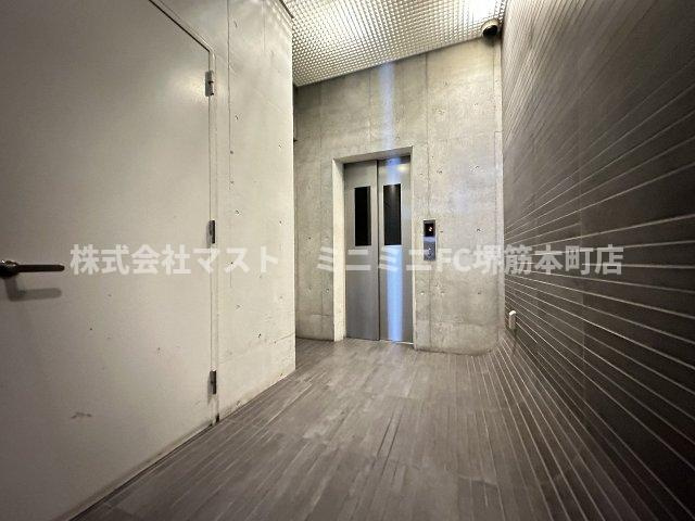 北浜コンソールのロビー