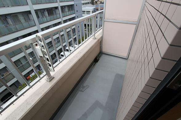 【バルコニー】 