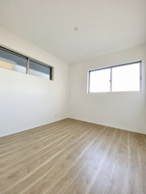 【洋室】 | ヴィラージュ有家