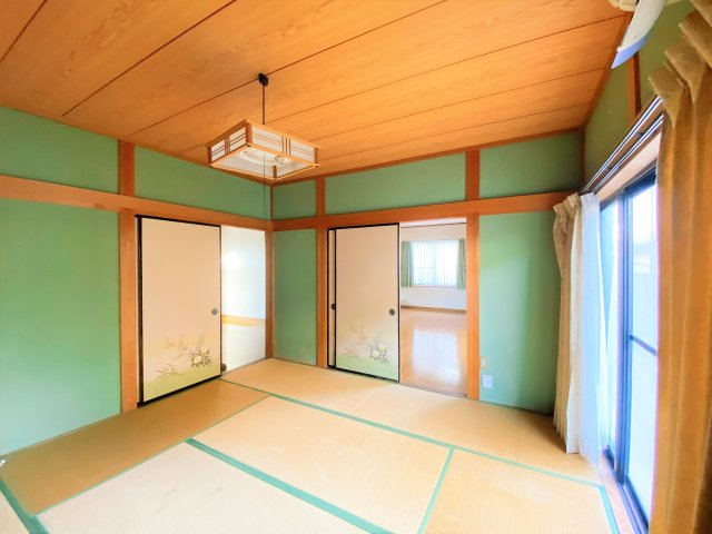 岩滑東町４丁目戸建の和室