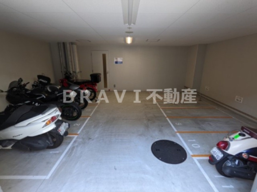 エスリード松屋町グレイス BRAVI不動産のその他共用部分|【エスリード松屋町グレイス】バイク置場
