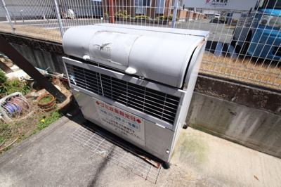 【その他共用部分】 | イノセントエンジェル | 敷地内ゴミ置き場