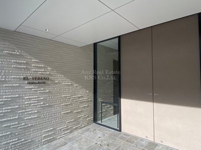 【エントランス】 | エル・セレーノ天満橋 | スッキリとしたデザインがオシャレなエントランス♪