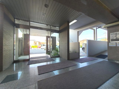 【エントランス】 | アーネスト大谷公園