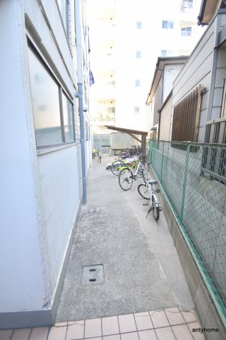 キャナル新北野　仲介手数料無料の駐車場