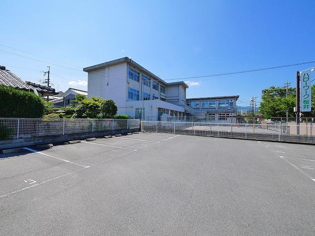 フルーエントⅢの駐車場|駐車場に車を止められます