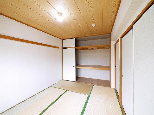 フルーエントⅢの寝室|日本らしい落ち着いた雰囲気の和室です