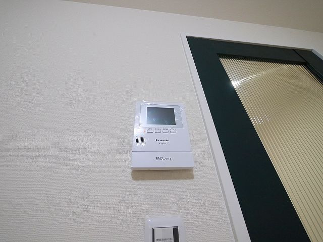 メゾンならまちのセキュリティ|ＴＶモニターホン完備