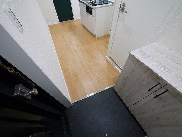 メゾンならまちの玄関|毎日通る玄関はこちらです