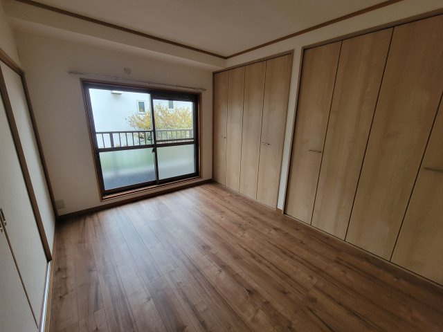 サンヒルズ南馬込の洋室