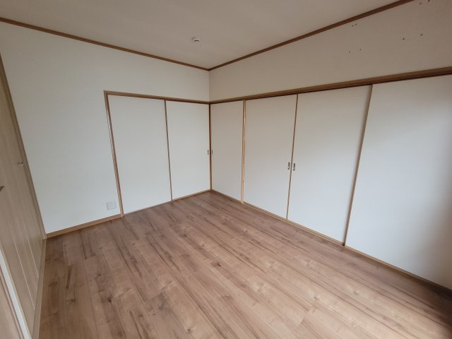 サンヒルズ南馬込の洋室