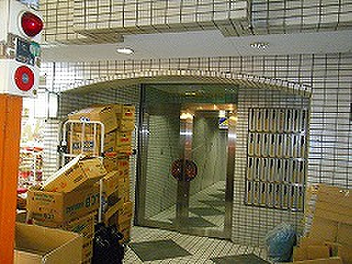 メゾンドゥロイの外観