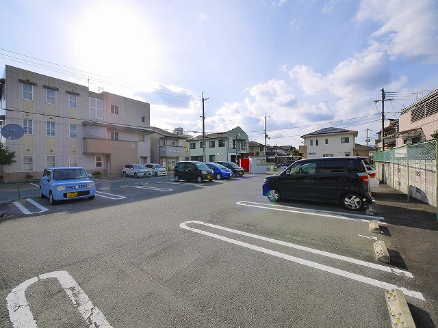 フィオーレ小泉の駐車場|駐車場完備です