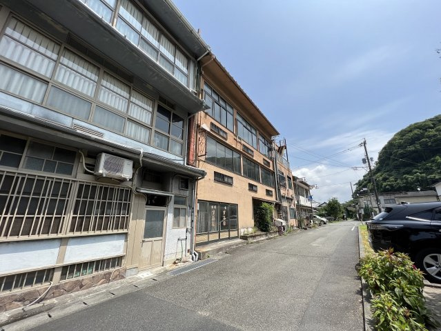 日奈久中町土地の前面道路含む現地写真|南側前面道路