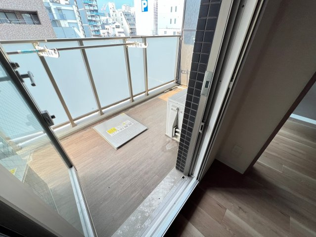 プレサンス心斎橋ニストのバルコニー