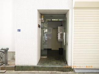 【エントランス】