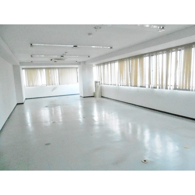 岐阜市薮田南１丁目の店舗事務所の内装