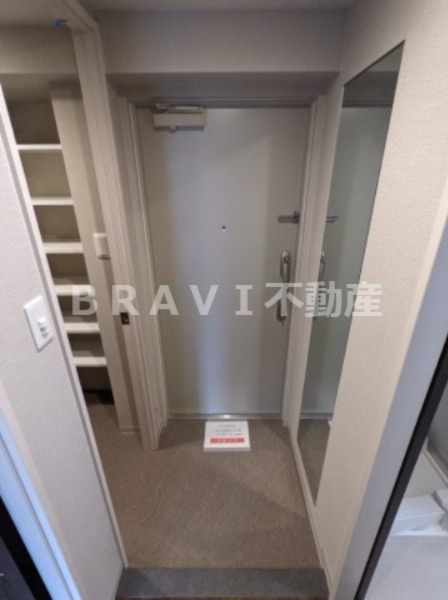 セファ上本町 BRAVI不動産の玄関|【セファ上本町】おしゃれな玄関