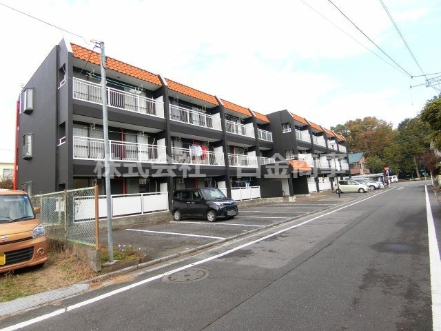 石川マンションの外観