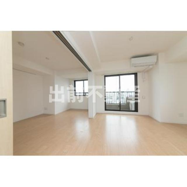 センテニアルタワーの居間・リビング