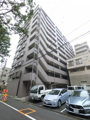 【外観】 | ラディエンス関内南 | 総戸数７８戸、平成１３年２月築、管理人は日勤勤務につき管理体制良好です♪