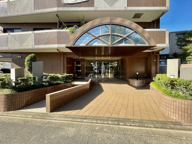 コアマンション井尻のエントランス