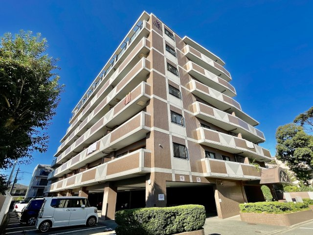 コアマンション井尻の外観