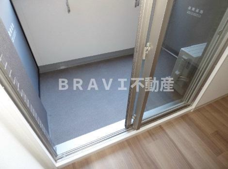 プレサンス京町堀ノース　BRAVI不動産のバルコニー|【プレサンス京町堀ノース】暖かな日差しのふりそそぐバルコニー