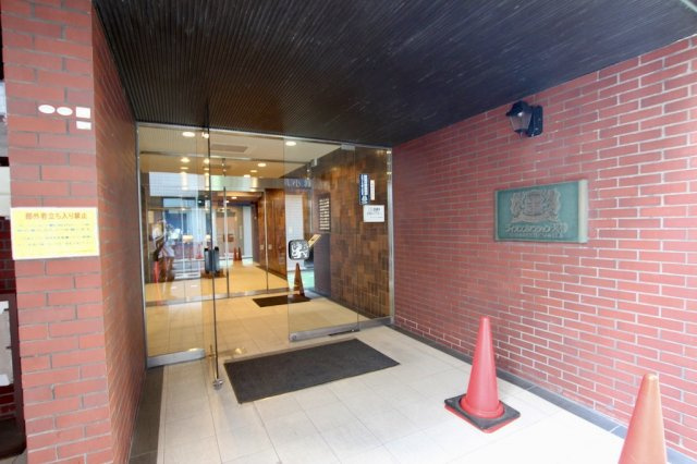 ライオンズマンション天神のエントランス