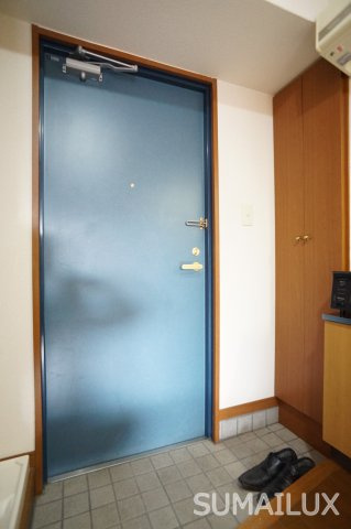 熊本市中央区坪井１丁目の賃貸マンションの玄関
