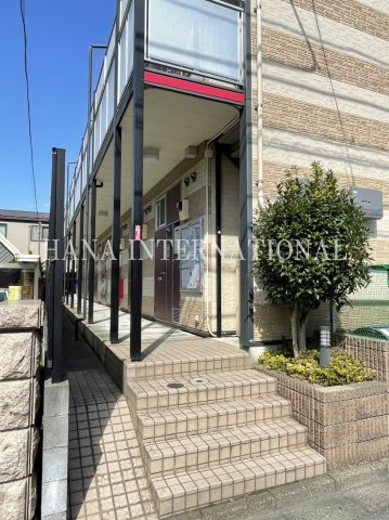 NAKAGOMEのエントランス